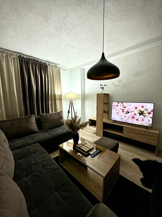 Anka Apartment Štip Buitenkant foto