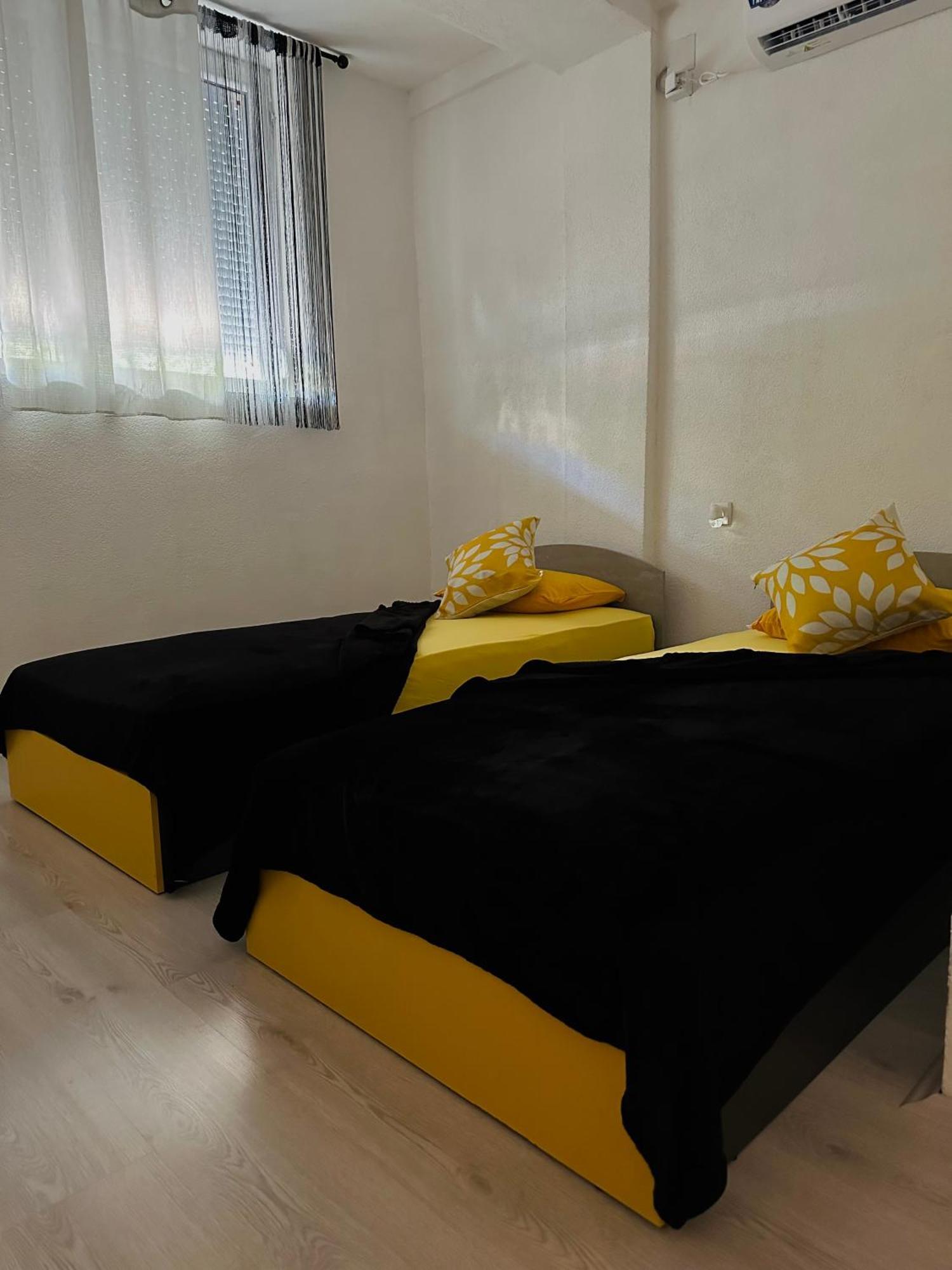Anka Apartment Štip Buitenkant foto